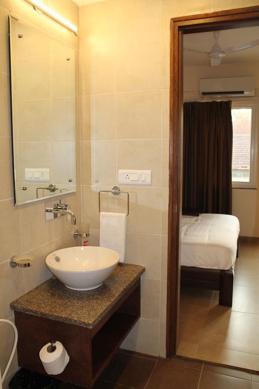 Veera Strand Park Apartamentos con servicio Calangute Exterior foto