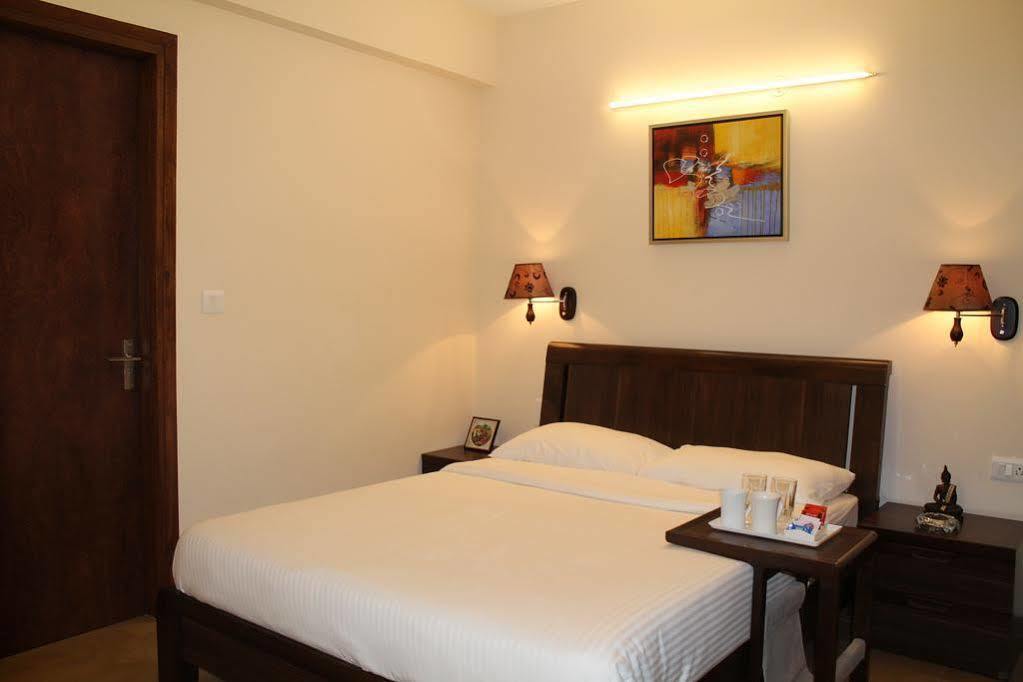 Veera Strand Park Apartamentos con servicio Calangute Exterior foto
